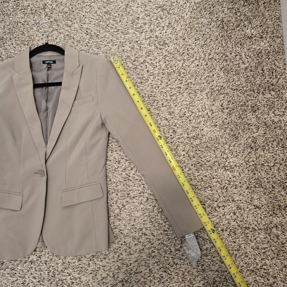 APT 9 One Button Lined Lucca Career Blazer Tan With Faux Pockets Size 2 - Picture 8 of 14